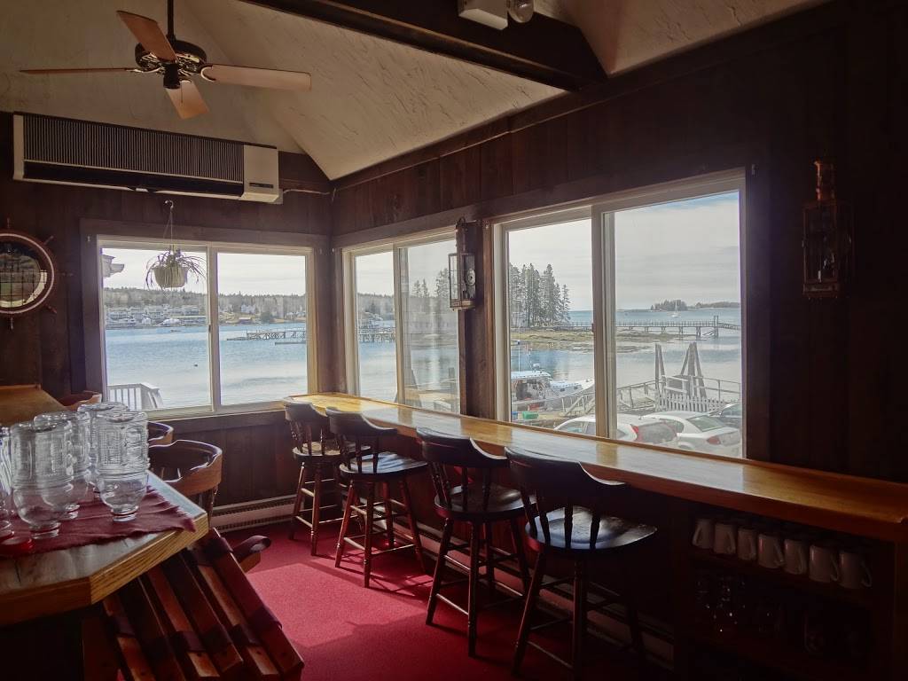 Tugboat Inn | restaurant | 80 Commercial St, Boothbay Harbor, ME 04538, USA | 2076334434 OR +1 207-633-4434