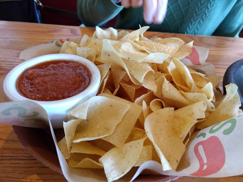 Chilis Grill & Bar | Open for Dine-In, Delivery and Takeout | restaurant | 7600 N Mesa St, El Paso, TX 79912, USA | 9155852001 OR +1 915-585-2001