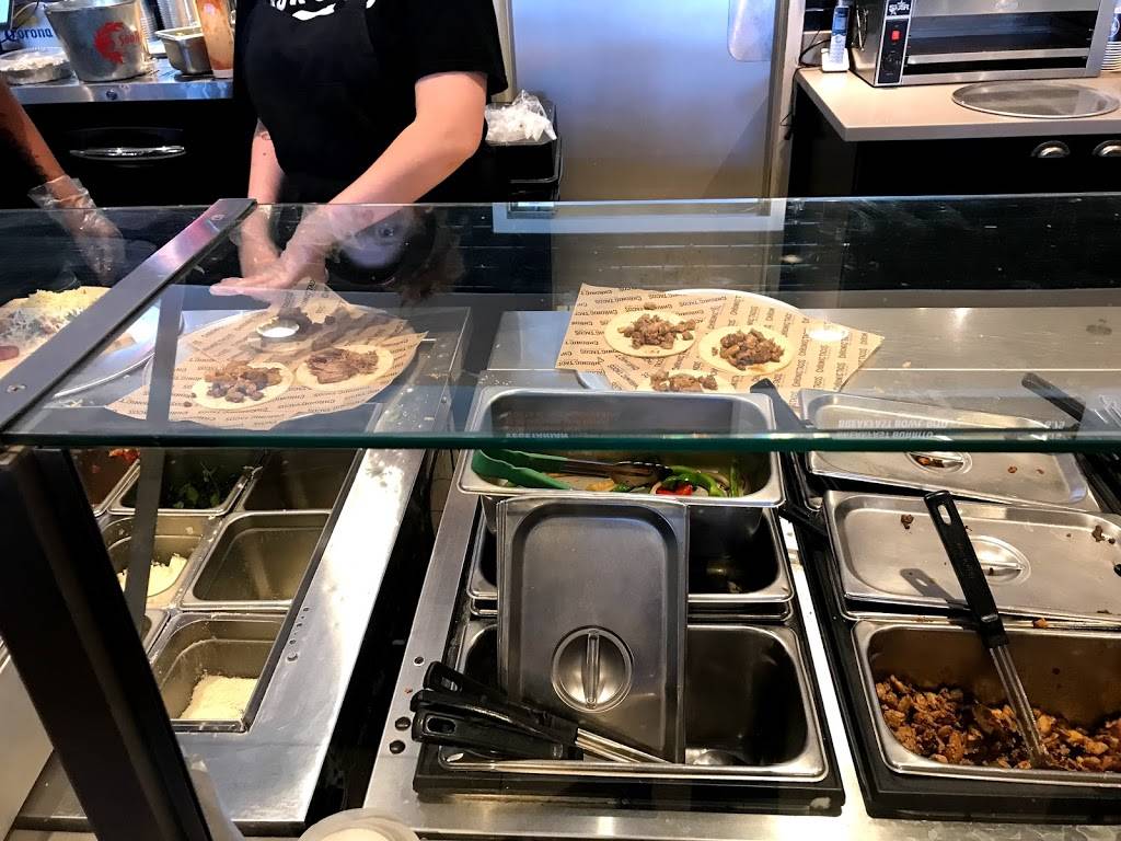 Chronic Tacos | restaurant | 3121 W Peoria Ave #104, Phoenix, AZ 85029, USA | 6027308223 OR +1 602-730-8223