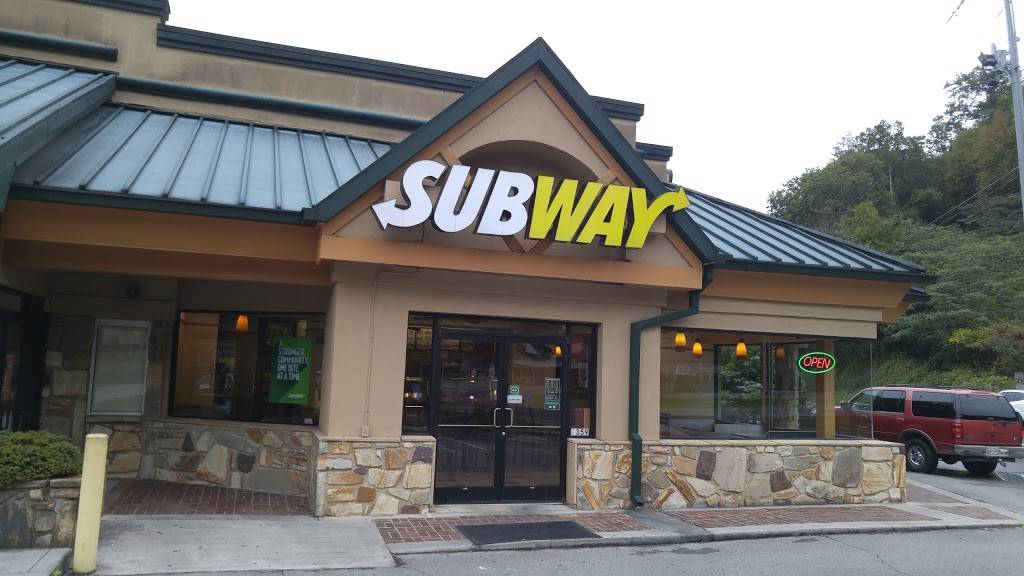 Subway | restaurant | 1359 East Pkwy, Gatlinburg, TN 37738, USA | 8654368726 OR +1 865-436-8726