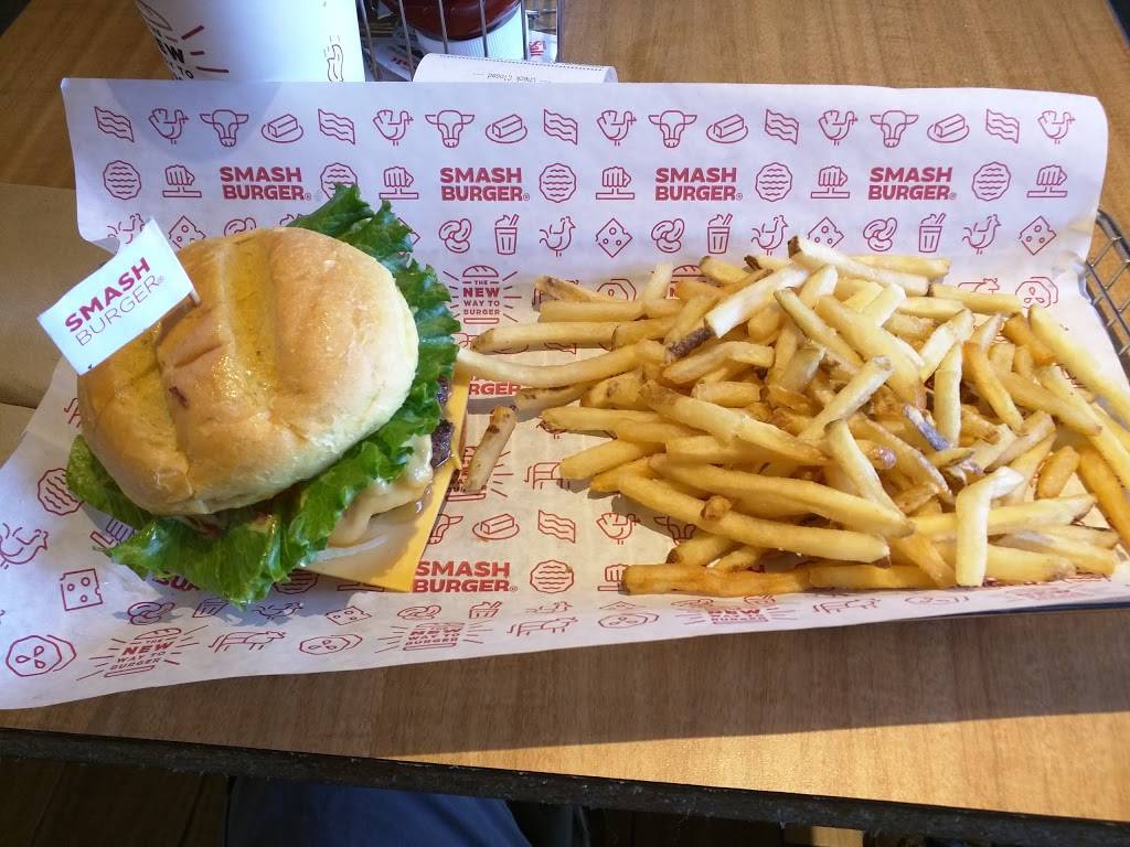 Smashburger | restaurant | 13700 E Colfax Ave suite j, Aurora, CO 80011, USA | 7205054605 OR +1 720-505-4605