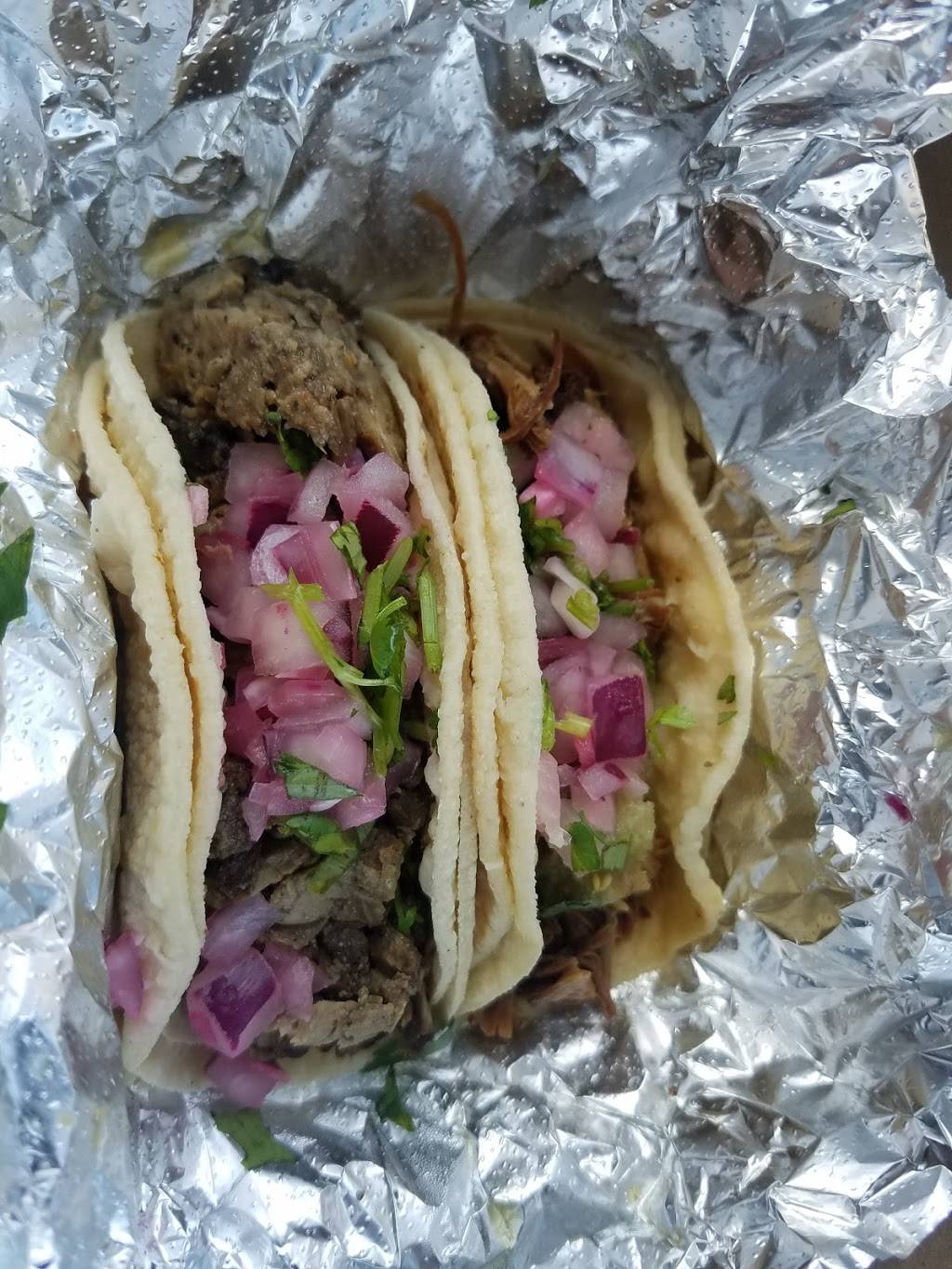 Andys Surf N Turf Tacos | restaurant | 10224 Balboa Blvd, Granada Hills, CA 91344, USA | 8183636423 OR +1 818-363-6423