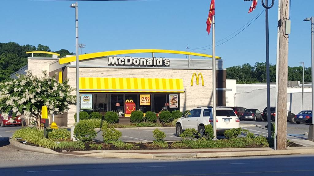 McDonalds | cafe | 934 York Rd, Towson, MD 21204, USA | 4108236760 OR +1 410-823-6760