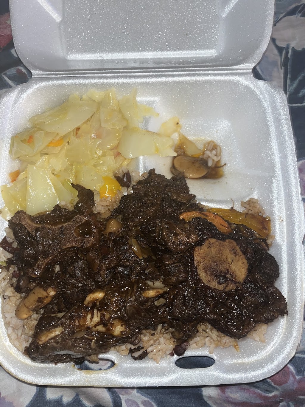 C3 Jamaican Corner | restaurant | 858 NE 25th St, Winston-Salem, NC 27105, USA | 3362938377 OR +1 336-293-8377