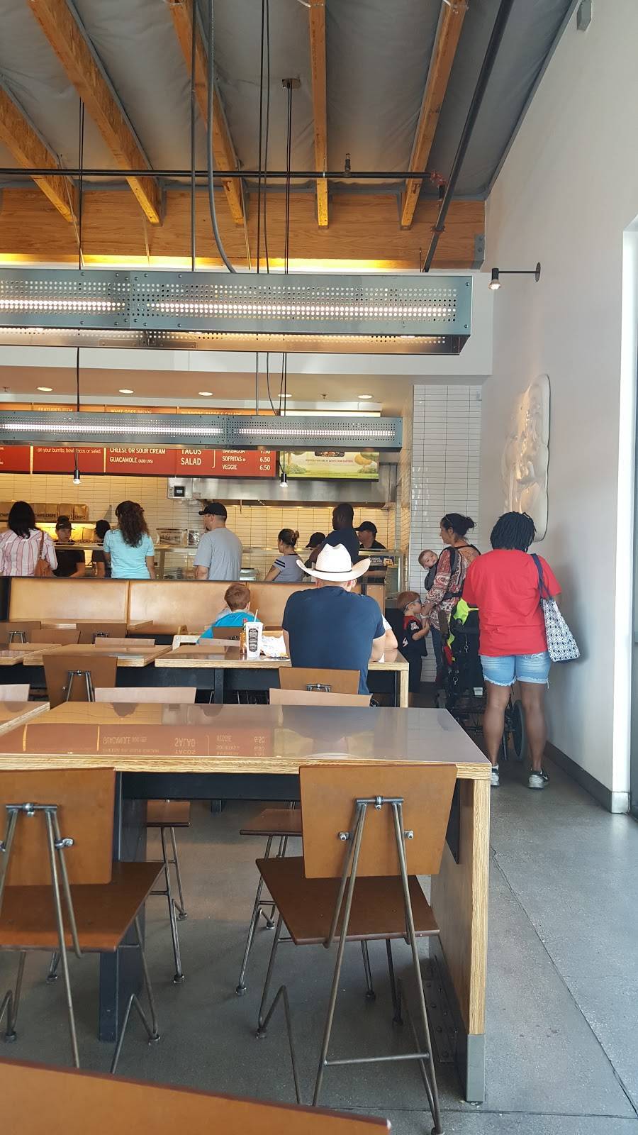 Chipotle Mexican Grill | restaurant | 9484 E 22nd St #130, Tucson, AZ 85710, USA | 5202030004 OR +1 520-203-0004