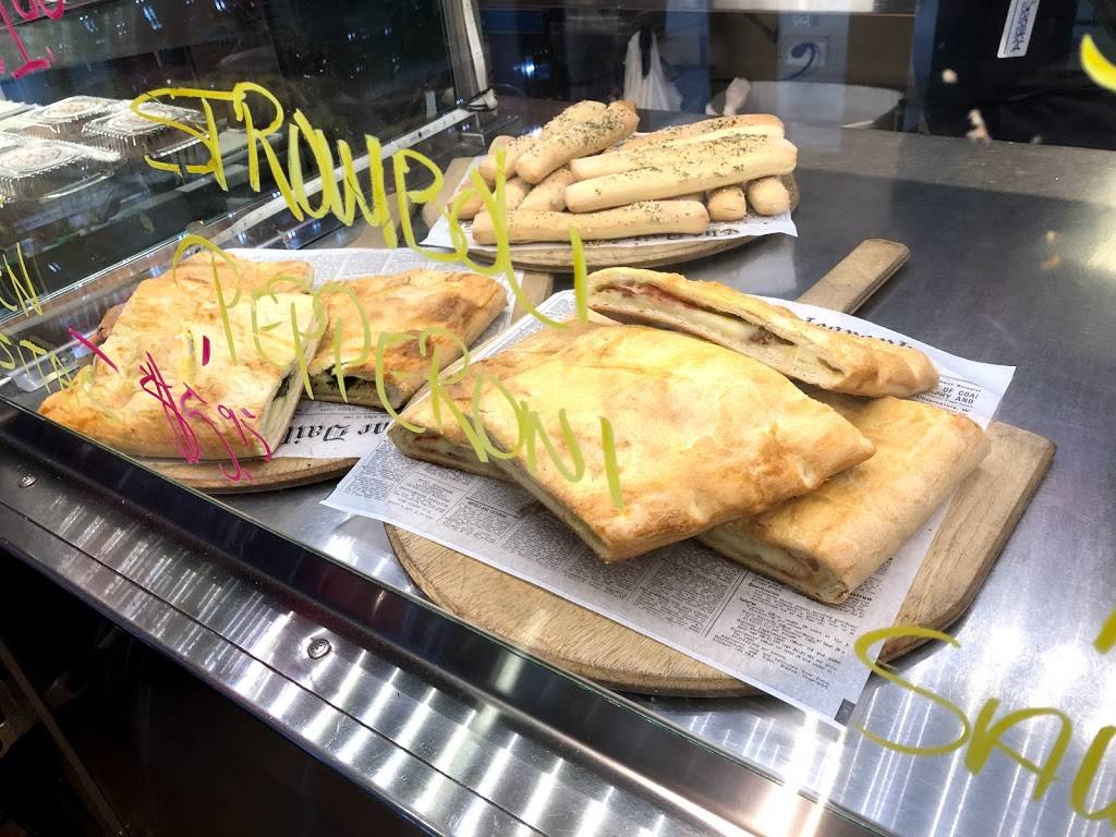 Bacci Pizzeria | meal delivery | 4235, 2301 W Taylor St, Chicago, IL 60612, USA | 3124559000 OR +1 312-455-9000