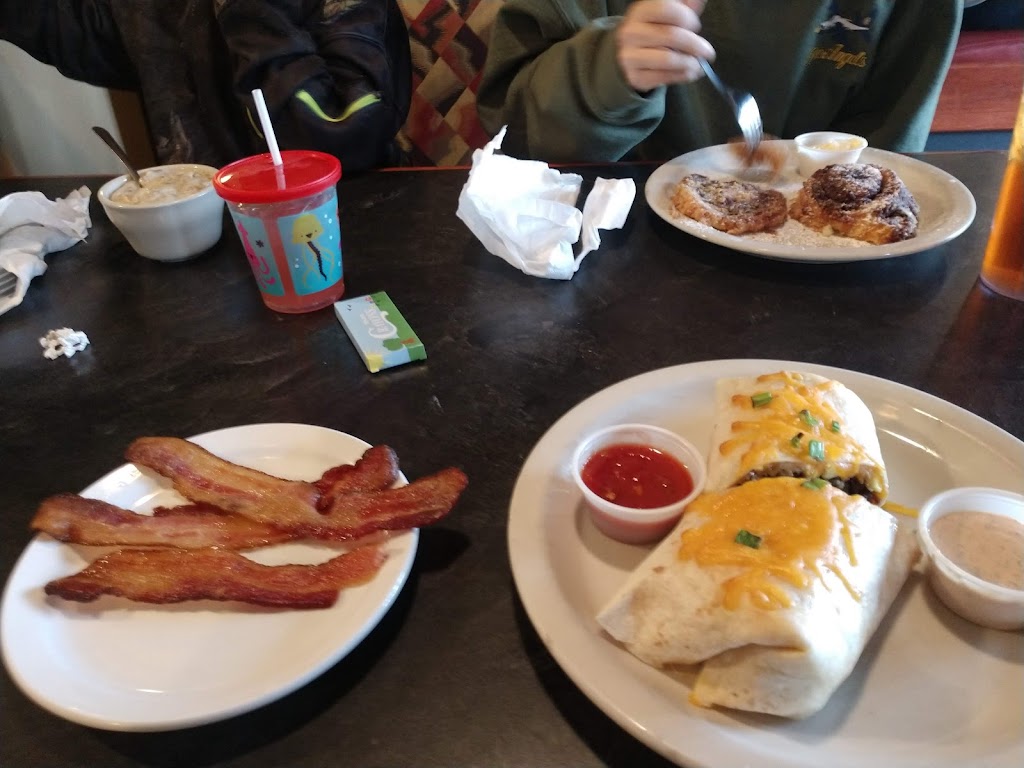 Fatty Pattys Cafe | restaurant | 948 Thomas Dr, Panama City Beach, FL 32408, USA | 8502369276 OR +1 850-236-9276