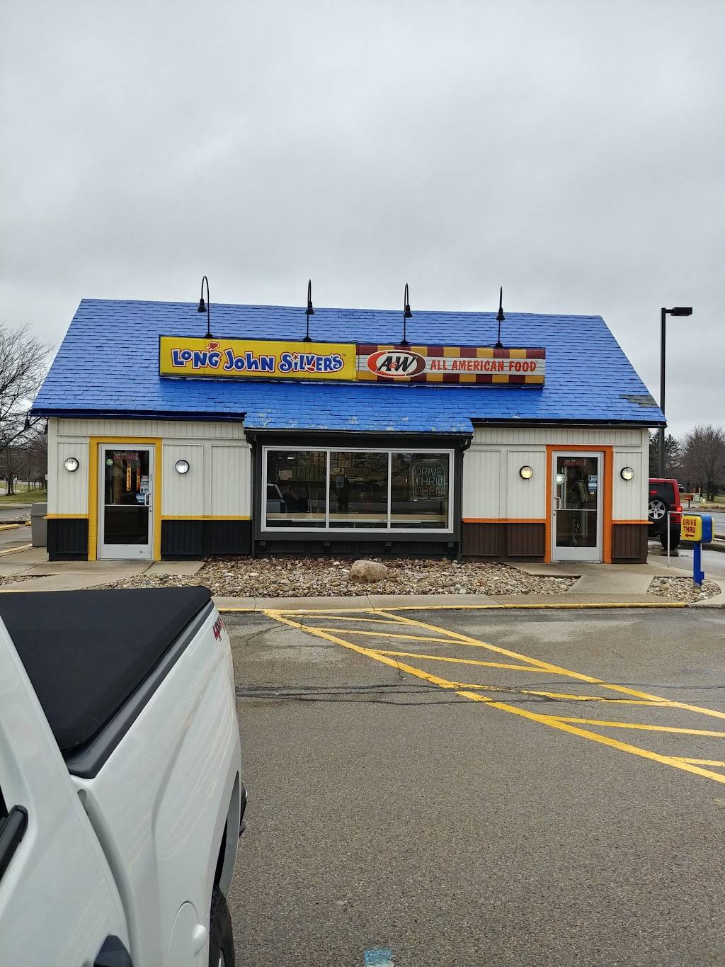 A&W Restaurant | restaurant | 1540 Miamisburg Centerville Rd, Dayton, OH 45459, USA | 9374390325 OR +1 937-439-0325