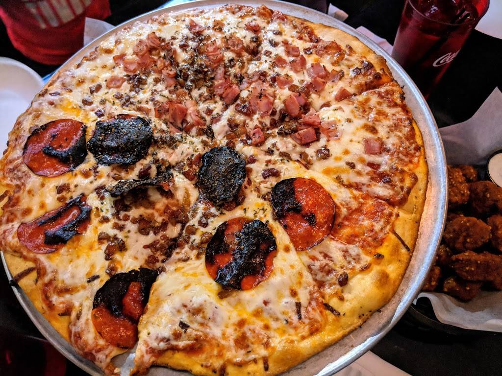 Rusconi Pizza Pub | restaurant | 126 W 6th St, Cincinnati, OH 45202, USA | 5137212253 OR +1 513-721-2253