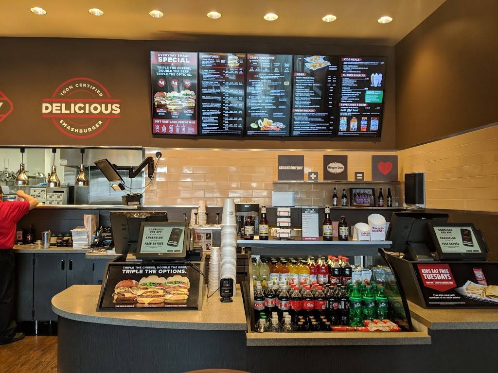 Smashburger | restaurant | 190 Cobblestone Ct Dr, Victor, NY 14564, USA | 5854251300 OR +1 585-425-1300