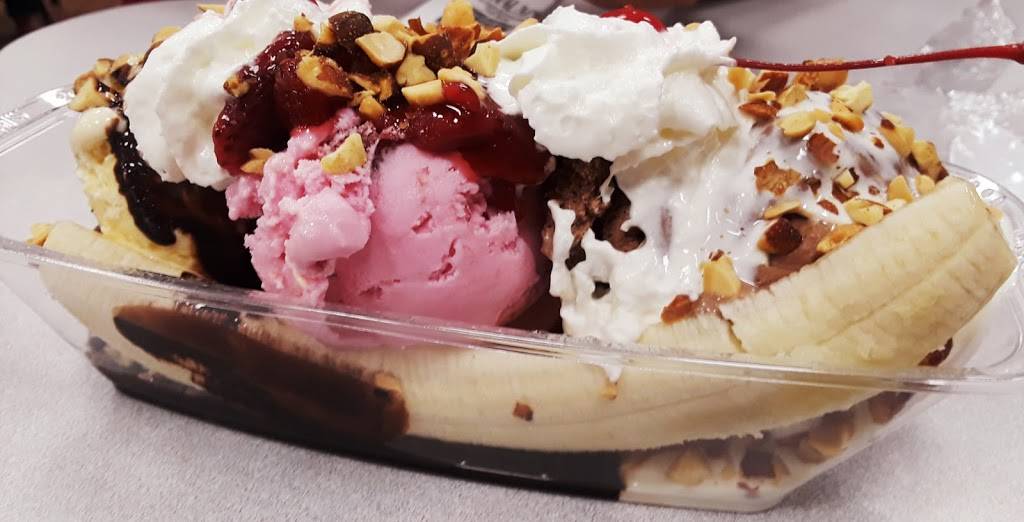 Braums Ice Cream & Burger Restaurant | restaurant | 7212 S Hulen St, Fort Worth, TX 76133, USA | 8173700540 OR +1 817-370-0540