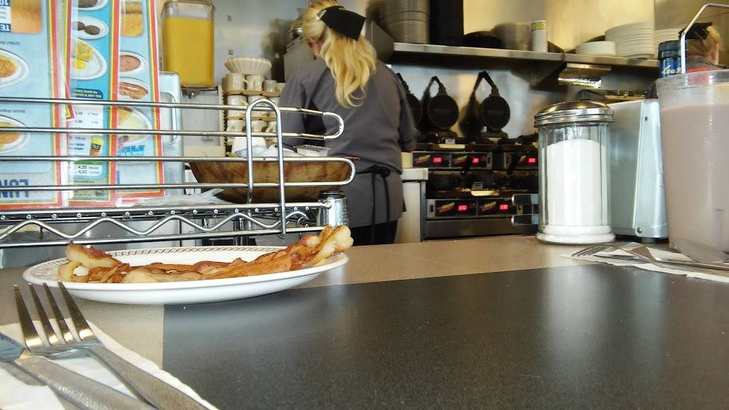 Waffle House | meal takeaway | 4141 S Emerson Ave, Indianapolis, IN 46203, USA | 3177801717 OR +1 317-780-1717