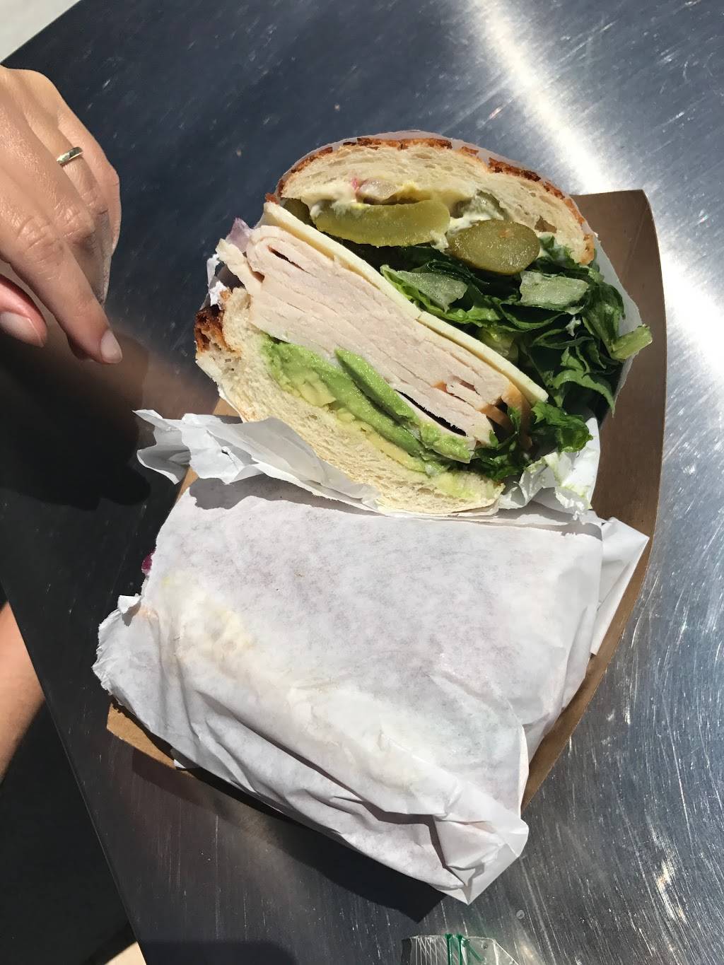 Gherkins Sandwich Shop | meal takeaway | 171 7th St, Montara, CA 94037, USA | 6507282211 OR +1 650-728-2211