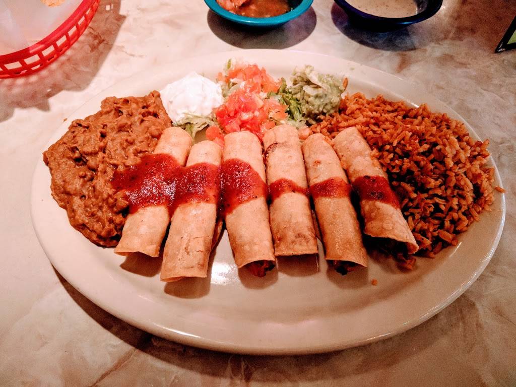 Chuys | restaurant | 801 NW Broad St, Murfreesboro, TN 37129, USA | 6154941660 OR +1 615-494-1660