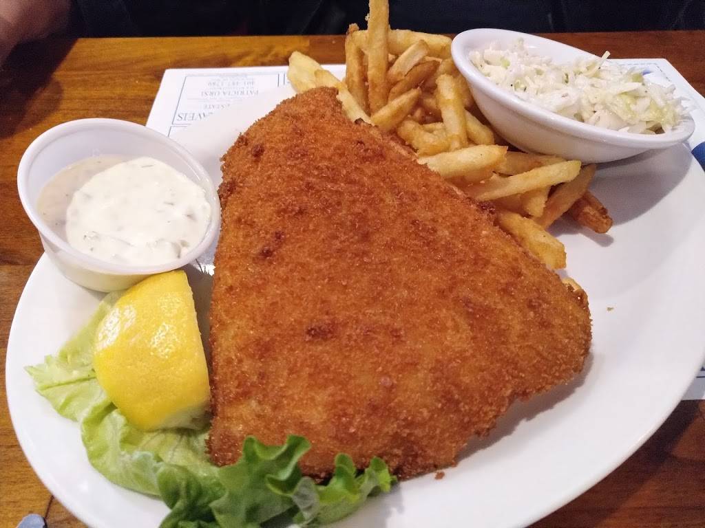 Chopmist Charlies | restaurant | 40 Narragansett Ave, Jamestown, RI 02835, USA | 4014231020 OR +1 401-423-1020