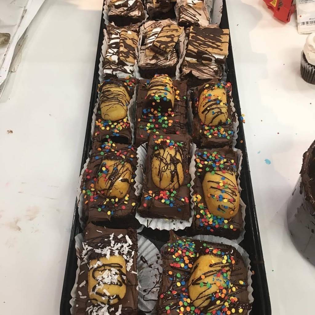 Sarayas Sweeet Cakes | bakery | 115 Terrace Ave, Hempstead, NY 11550, USA | 3476690940 OR +1 347-669-0940