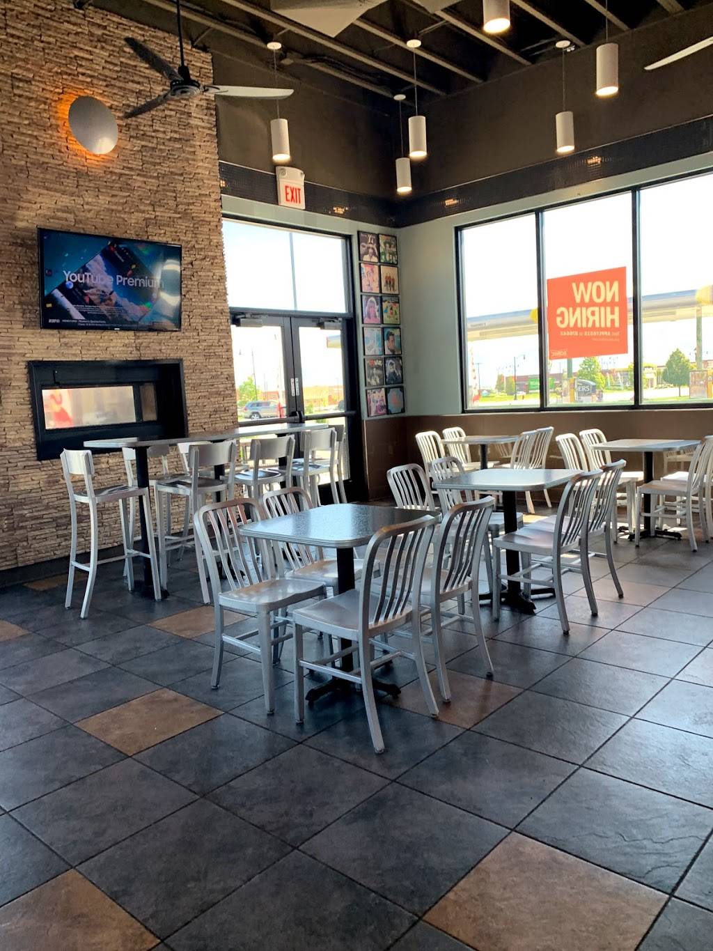 Sonic Drive-In | restaurant | 5117 13400 S, Riverton, UT 84065, USA | 8012535600 OR +1 801-253-5600