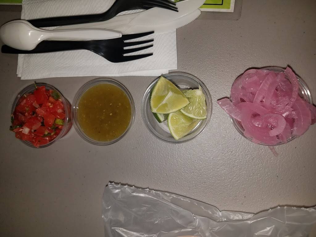 Nainary Antojitos Mexicanos | restaurant | 2223 W Broadway Rd, Mesa, AZ 85202, USA | 4806008865 OR +1 480-600-8865