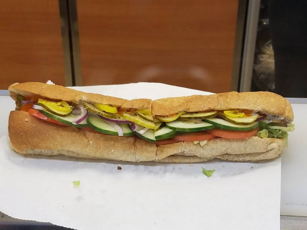 Subway | restaurant | 1602 Glasson St, Bloomington, IL 61704, USA | 3096624239 OR +1 309-662-4239