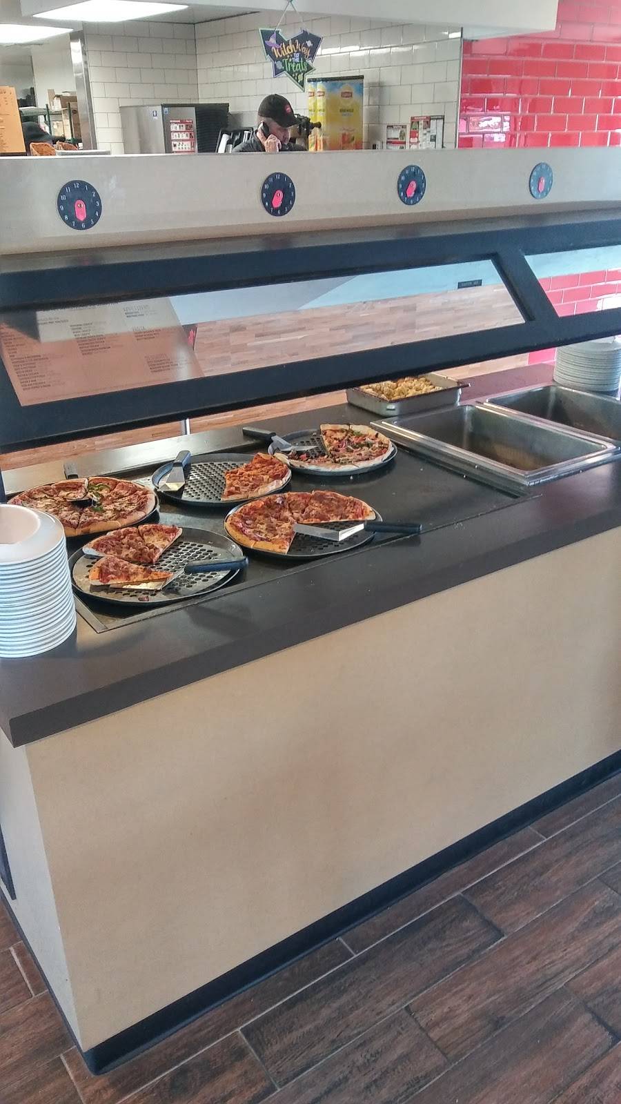 Pizza Hut | restaurant | 1105 N Young Blvd, Chiefland, FL 32626, USA | 3524937655 OR +1 352-493-7655