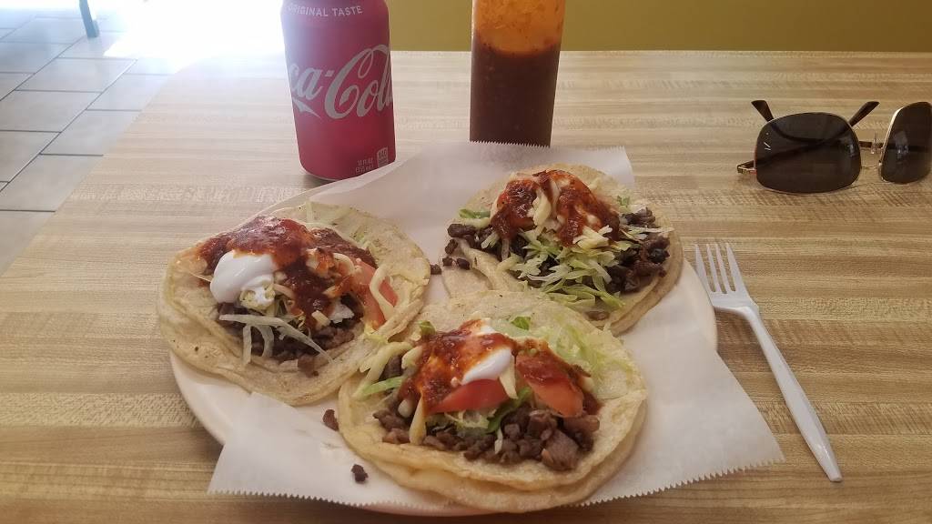 Allende Restaurant | restaurant | 2221 N Lincoln Ave, Chicago, IL 60614, USA | 7732817823 OR +1 773-281-7823