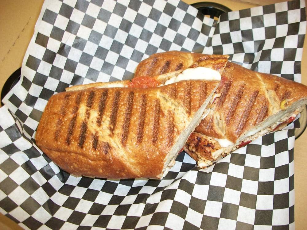 Pizza Seven | meal delivery | 5881 S Gessner Rd, Houston, TX 77036, USA | 8328318614 OR +1 832-831-8614