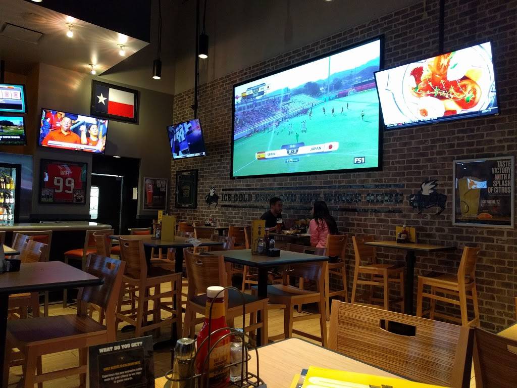 Buffalo Wild Wings | restaurant | 18410 US Highway 281, North Dr, San Antonio, TX 78259, USA | 2105459464 OR +1 210-545-9464