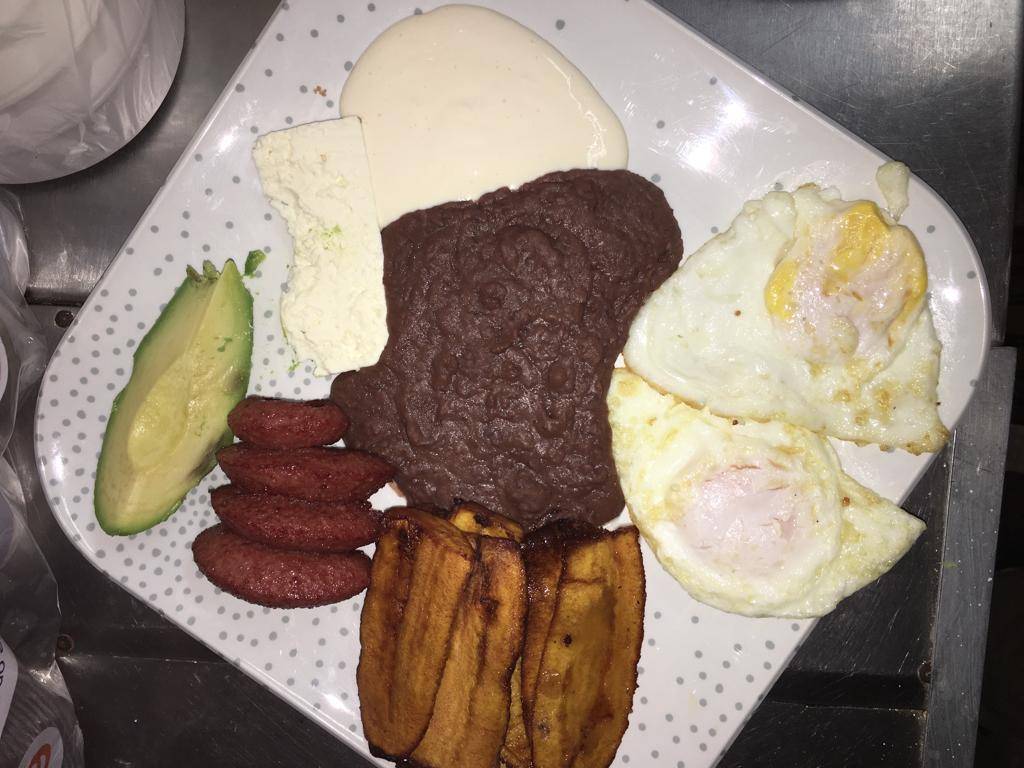 El Sabor Hondureño | restaurant | 2009 Thrasher Ln, Austin, TX 78741, USA | 5126895634 OR +1 512-689-5634