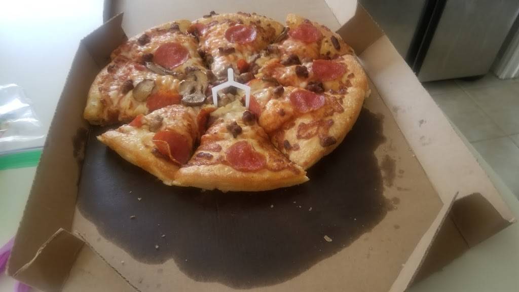 Pizza Hut | meal takeaway | 10815 Veterans Memorial Dr #1300, Houston, TX 77067, USA | 2815871792 OR +1 281-587-1792