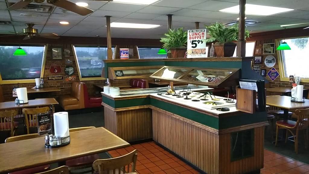 Pizza Hut | restaurant | 12540 US-301, Dade City, FL 33525, USA | 3525677791 OR +1 352-567-7791