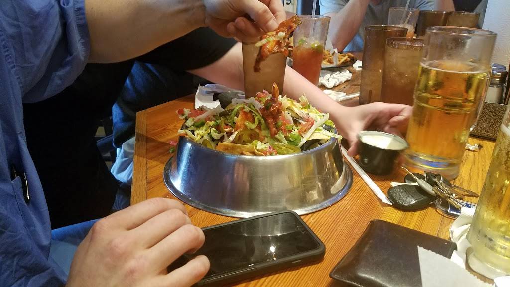 Double Dogs Restaurant | restaurant | 1807 21st Ave S, Nashville, TN 37212, USA | 6152928110 OR +1 615-292-8110