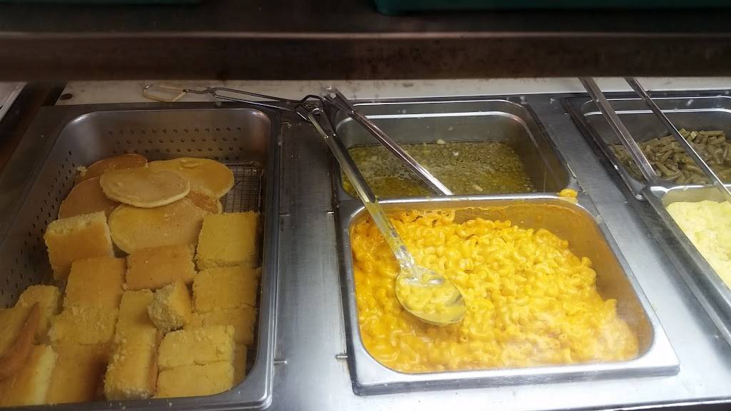 Copper Kettle | restaurant | 170 N Memphis St, Holly Springs, MS 38635, USA | 6625511022 OR +1 662-551-1022