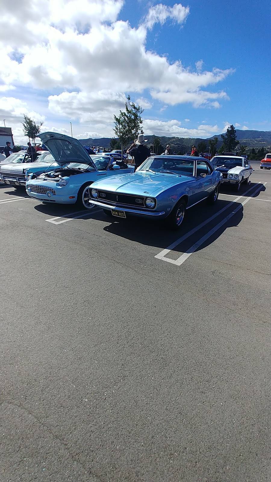 Jack in the Box | restaurant | 917 Academy Dr, Thousand Oaks, CA 91320, USA | 8052414932 OR +1 805-241-4932