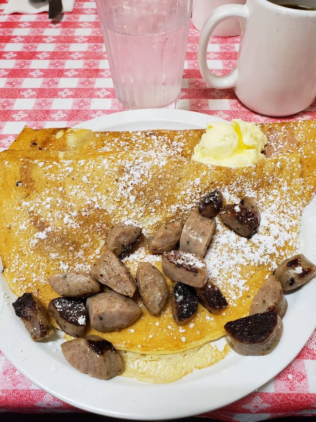 Ellens Danish Pancake House | restaurant | 272 Ave Of The Flags, Buellton, CA 93427, USA | 8056885312 OR +1 805-688-5312