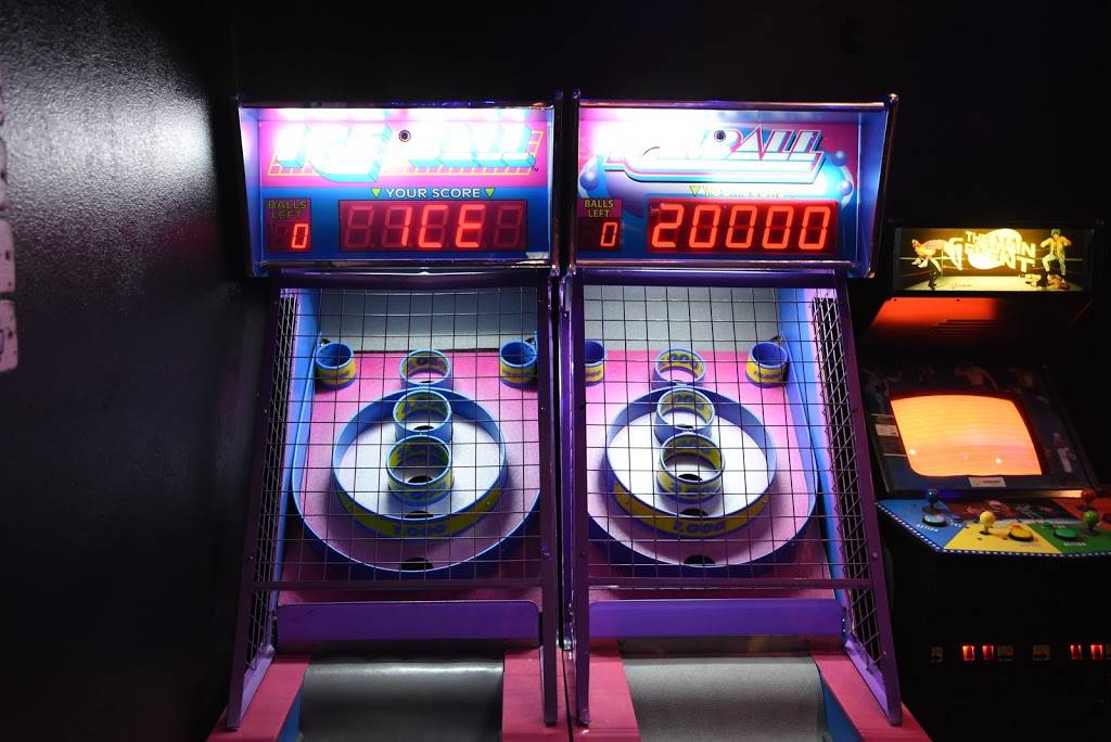 Double Tap (Tap Tap) | restaurant | 312 Main St, Cedar Falls, IA 50613, USA | 3192665285 OR +1 319-266-5285