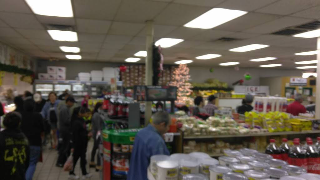 Thrif-T-Mart | restaurant | 6703 S Zarzamora St, San Antonio, TX 78224, USA | 2109223351 OR +1 210-922-3351