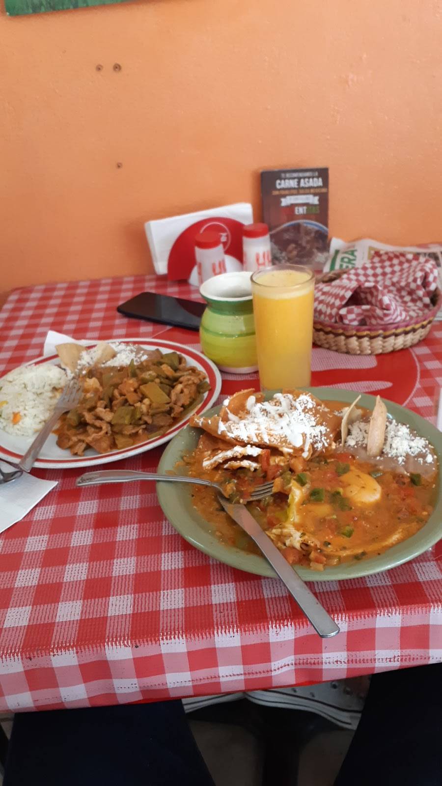 Los Rosales Cocina Mexicana | restaurant | Calle Miguel Hidalgo, La Gloria, 22645 La Joya, B.C., Mexico | 016643839973 OR +52 664 383 9973