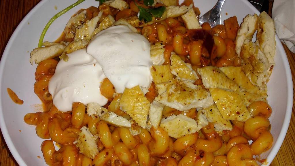 Noodles and Company | restaurant | 1351 N Port Washington Rd, Grafton, WI 53024, USA | 2624740280 OR +1 262-474-0280