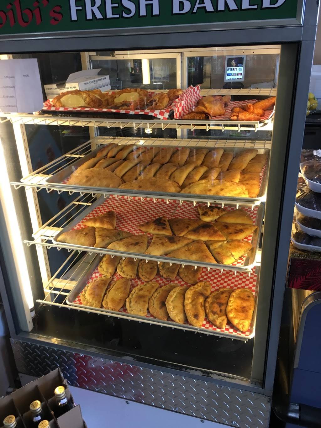 Habibis International Market & Deli | restaurant | 137 N Main St, Manteca, CA 95336, USA | 2092399990 OR +1 209-239-9990