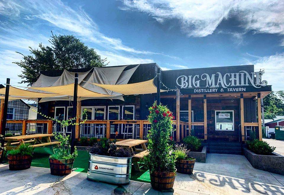 Big Machine Distillery & Tavern | restaurant | 2824 Bransford Ave, Nashville, TN 37204, USA | 6156518718 OR +1 615-651-8718