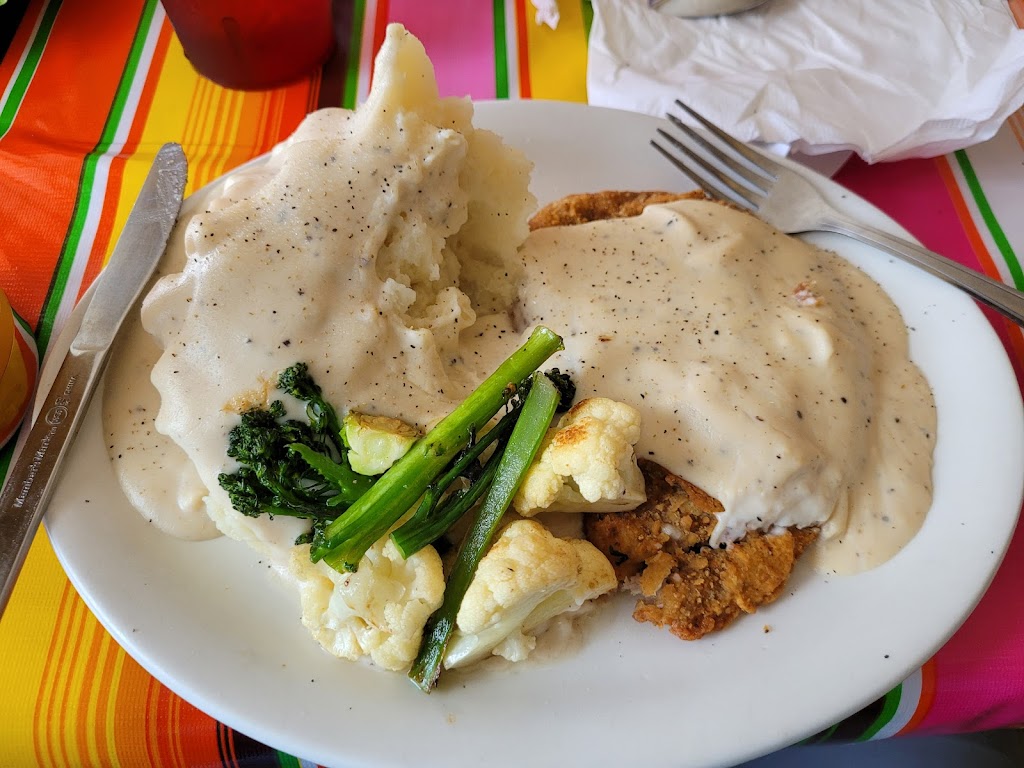 Boxcar Café | restaurant | 425 Terrace Ave, Chama, NM 87520, USA | 5757562706 OR +1 575-756-2706