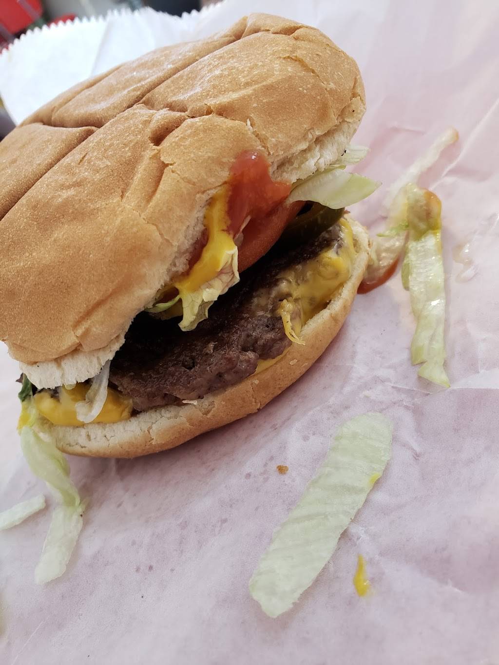 REKSS Burgers & More | restaurant | S., 105 5th Street, Barnsdall, OK 74002, USA | 9188472156 OR +1 918-847-2156