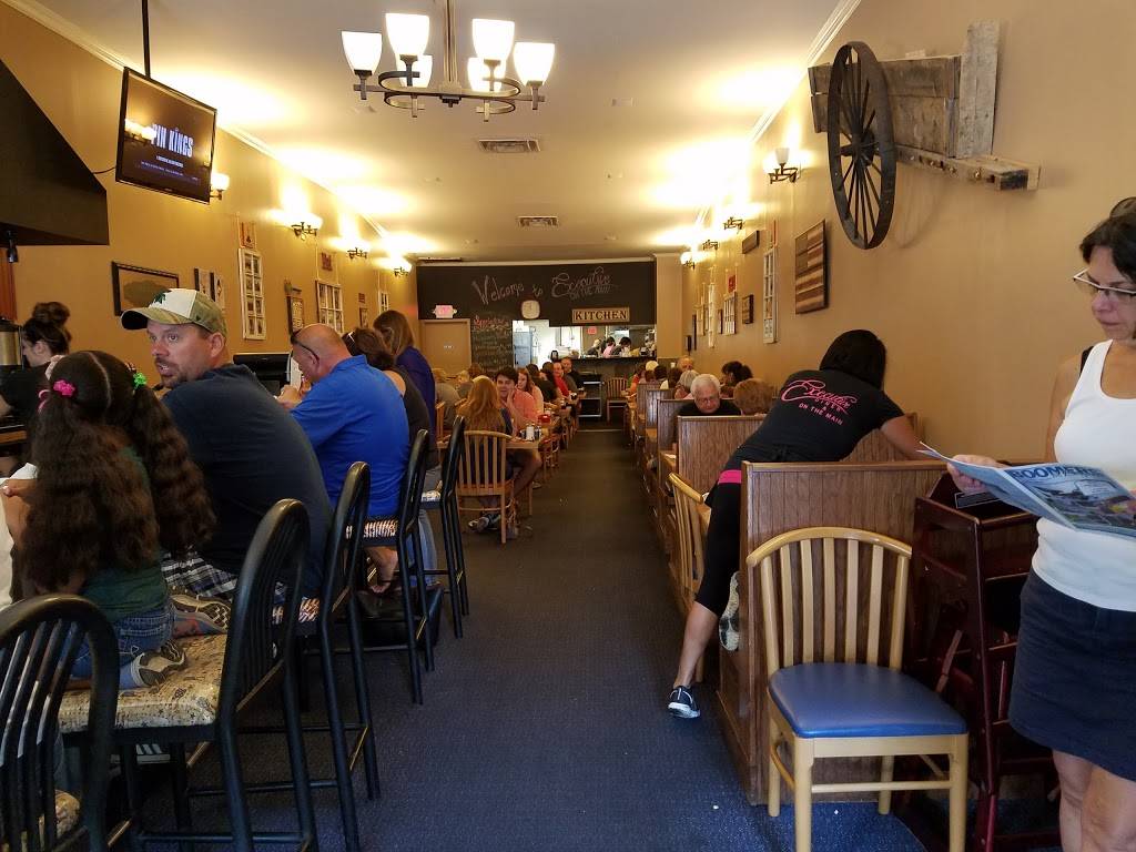 Executive on the Main | restaurant | 5629 Main St, Sylvania, OH 43560, USA | 4195174448 OR +1 419-517-4448