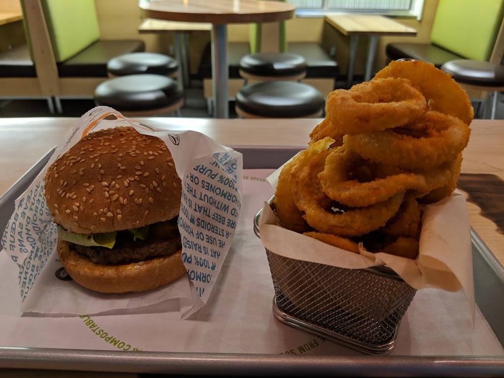 A&W Canada | restaurant | 18203 Yonge St, East Gwillimbury, ON L9N 0H9, Canada | 9058954848 OR +1 905-895-4848