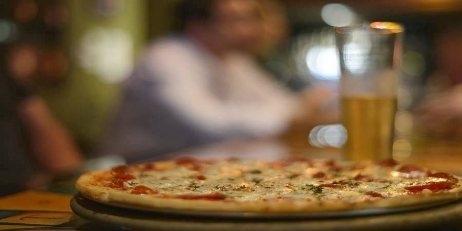 Artisan Wine Company | restaurant | 61 E Main St, Westminster, MD 21157, USA | 4108571511 OR +1 410-857-1511