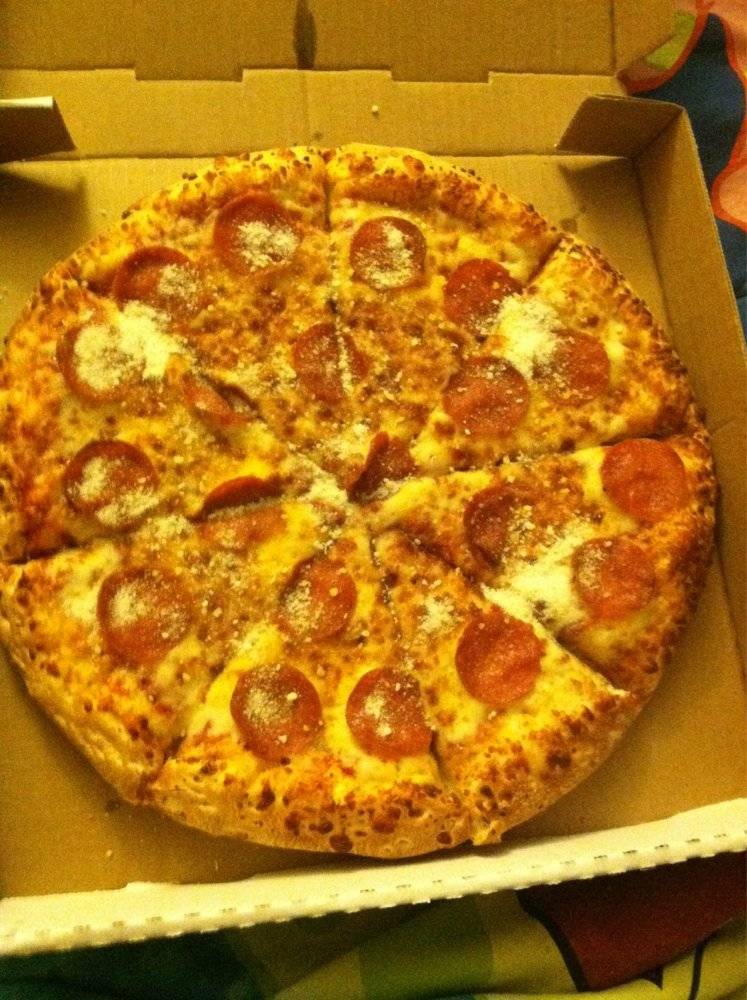 Red Runner Pizza | restaurant | 2210 El Camino Ave, Sacramento, CA 95821, USA | 9169223122 OR +1 916-922-3122