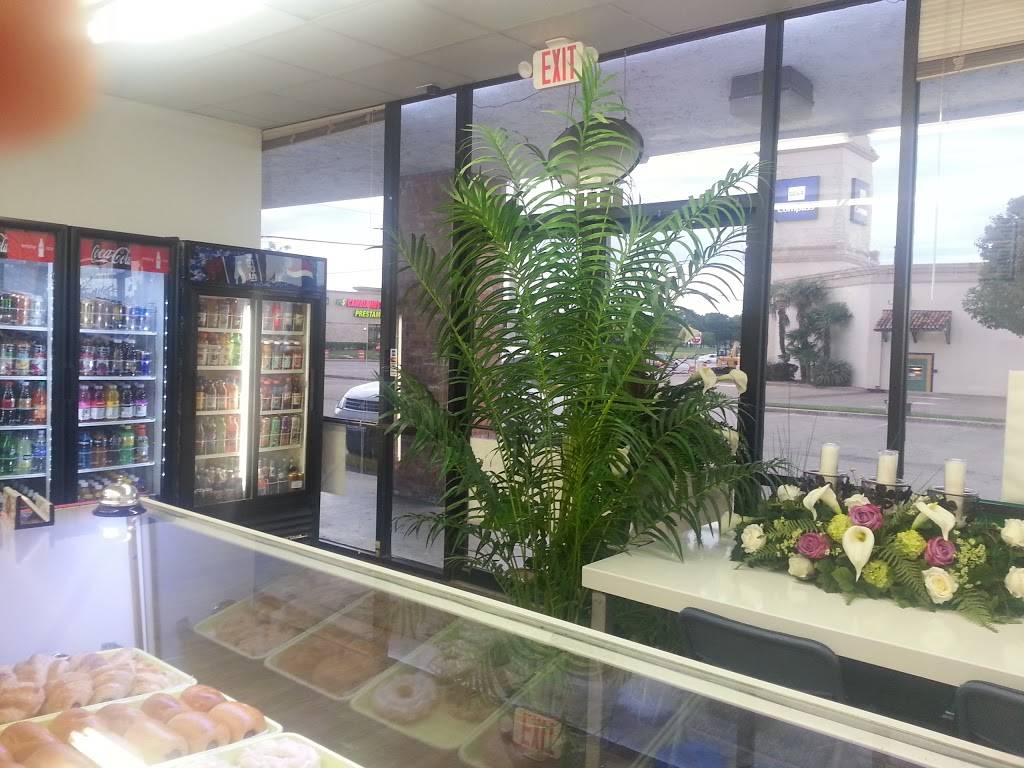 A Donuts | bakery | 2829 Webb Chapel Ext #102A, Dallas, TX 75220, USA | 2143501282 OR +1 214-350-1282