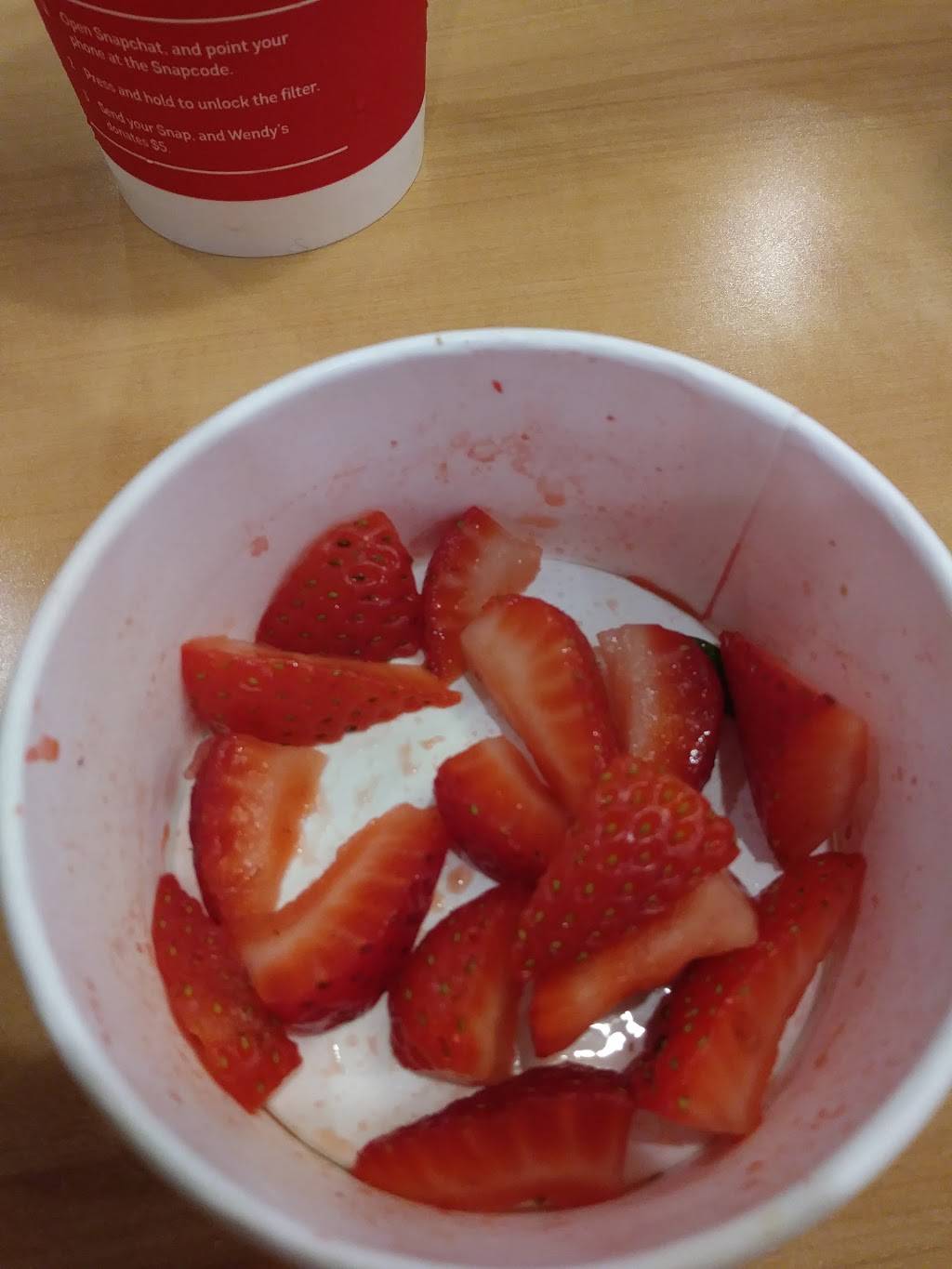 Wendys | restaurant | 8871 Bond Rd, Elk Grove, CA 95624, USA | 9166850620 OR +1 916-685-0620