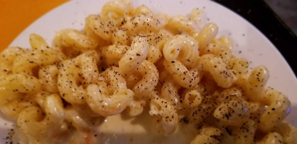 Frankie Toccos Pizzeria | restaurant | 108 S Main St, St Charles, MO 63301, USA | 6369477007 OR +1 636-947-7007