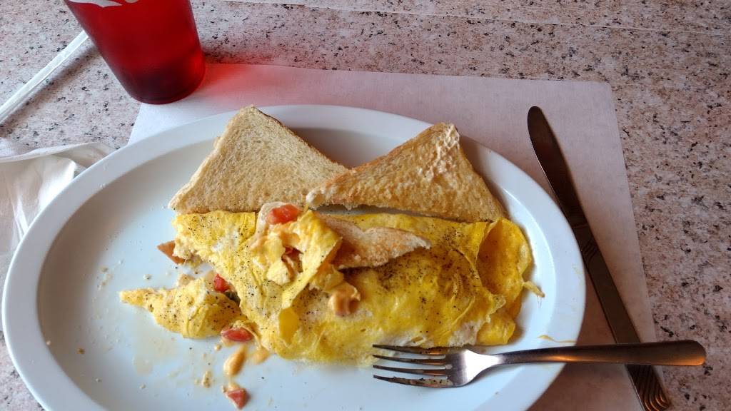 Country Cookin | restaurant | 906 E Hackberry St, Salem, IN 47167, USA | 8128961116 OR +1 812-896-1116